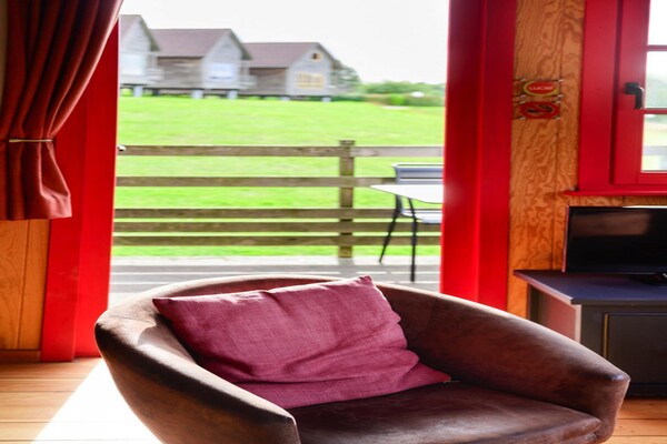 Foto van Houten Chalet bij Somme Baai Abbeville - Vakantiehuis in Grand-Laviers - LivingRoom