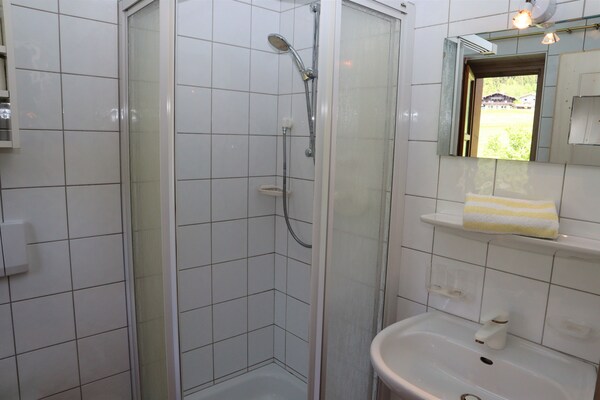 Foto van Appartement in Krimml met parkeerplaats - Vakantiehuis in Krimml - BathRoom