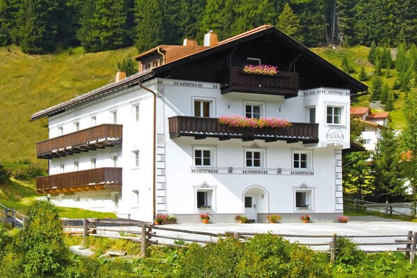 Foto van Appartement in Ischgl - Vakantiehuis in Ischgl - ExteriorSummer