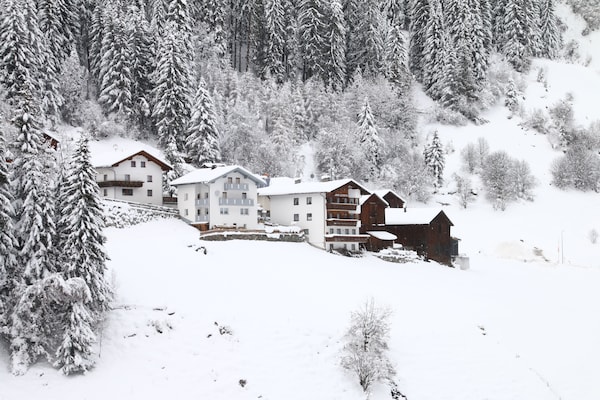 Foto van Appartement in Ischgl bij Skilift - Vakantiehuis in Ischgl - ExteriorWinter