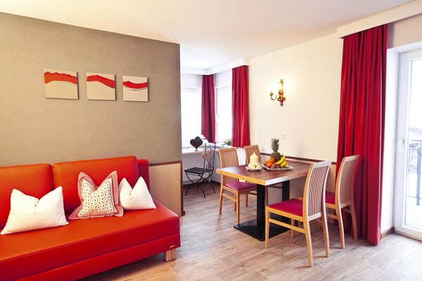 Foto van Appartement in Ischgl met parkeergelegenheid - Vakantiehuis in Ischgl-Mathon - LivingRoom