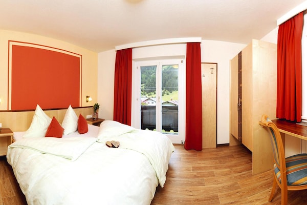 Foto van Appartement in Ischgl met parkeergelegenheid - Vakantiehuis in Ischgl-Mathon - BedRoom