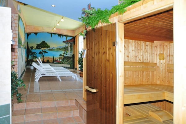 Foto van Appartement in Fügen bij Spieljochbahn - Vakantiehuis in Fügen - Wellness