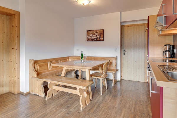 Foto van Appartement in Zillertal bij Spieljochbahn - Vakantiehuis in Fügen - DiningRoom