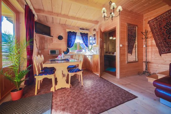 Foto van Huisje met uitzicht op het Tatragebergte - Vakantiehuis in Miasto Murzasichle - DiningRoom