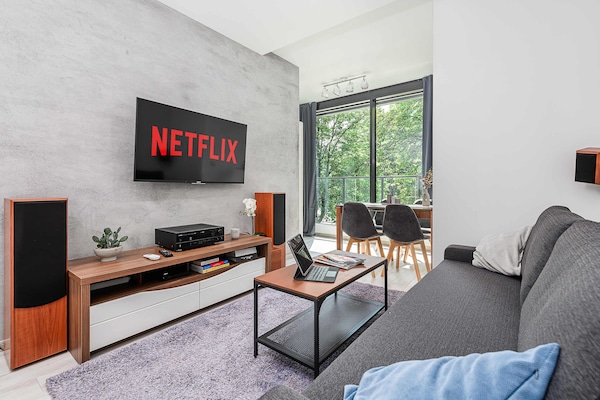 Foto van Appartement in Warschau met uitzicht op de stad - Vakantiehuis in Warszawa 2 - LivingRoom