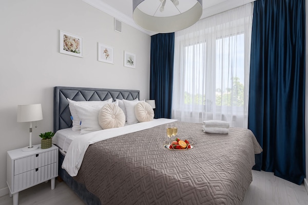 Foto van Appartement met rustige binnenplaats - Vakantiehuis in Warszawa - BedRoom