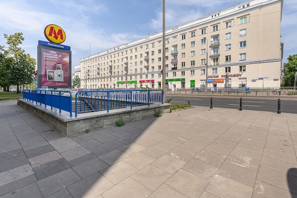 Foto van Appartement met rustige binnenplaats - Vakantiehuis in Warszawa - ExteriorSummer