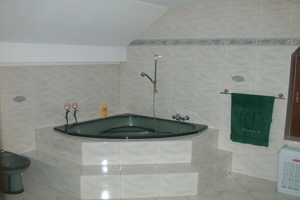 Foto van Vakantiehuis in Przesieka bij Skibanen - Vakantiehuis in Przesieka - BathRoom