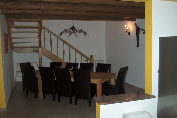 Foto van Vakantiehuis in Przesieka bij Skibanen - Vakantiehuis in Przesieka - DiningRoom
