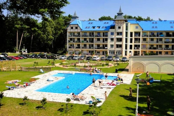 Foto van Appartement met zwembad, Lukecin - Vakantiehuis in Łukęcin - Pool