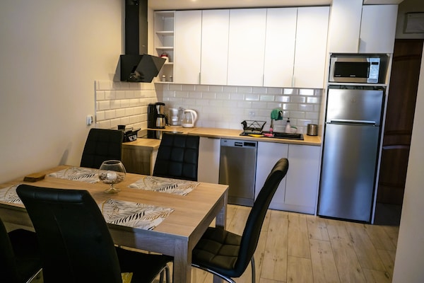 Foto van Appartement met zwembad, Lukecin - Vakantiehuis in Łukęcin - Kitchen