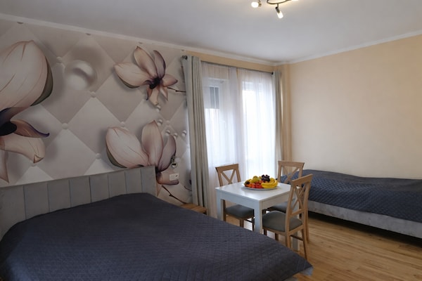 Foto van Appartement met zwembad en jacuzzi, Międzywodzie - Vakantiehuis in Międzywodzie - BedRoom