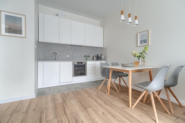 Foto van Comfortabel appartement, binnenzwembad en sauna. - Vakantiehuis in Dziwnow - Kitchen