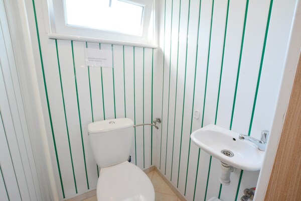 Foto van Huisje bij Rosnowskie Meer met Strand - Vakantiehuis in Rosnowo - BathRoom
