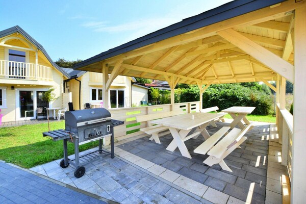 Foto van Comfortabele vakantiehuizen, zwembad - Vakantiehuis in Ustronie Morskie - TerraceBalcony