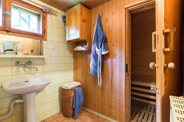 Foto van Vakantiehuis aan het meer, sauna, boot, fietsen - Vakantiehuis in Przewóz - BathRoom