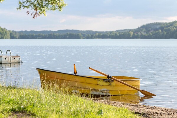 Foto van Vakantiehuis aan het meer, sauna, boot, fietsen - Vakantiehuis in Przewóz - AreaSummer1KM