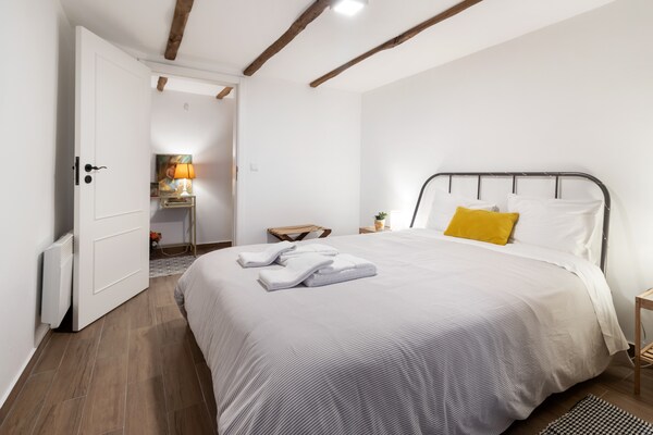 Foto van Authentiek vakantiehuis Vale Abrigoso met terras - Vakantiehuis in Vale Abrigoso - Mezio - BedRoom