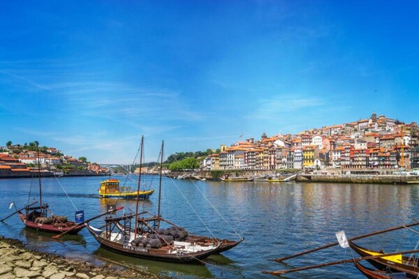 Foto van Goed uitgerust appartement in Porto - Vakantiehuis in Oporto - AreaSummer20KM