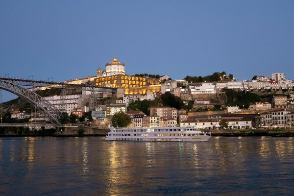 Foto van Licht en ruim appartement in Porto - Vakantiehuis in Oporto - AreaSummer20KM