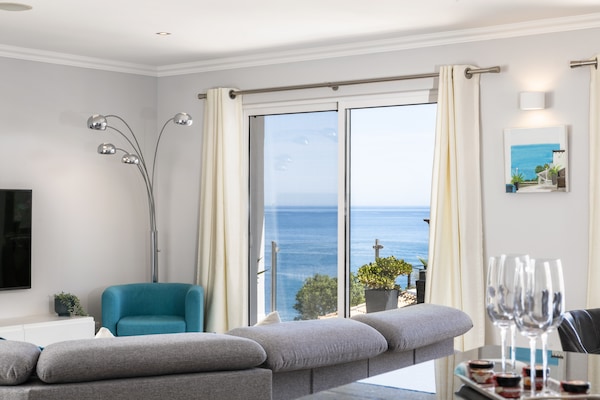 Foto van Appartement met uitzicht op het strand van Benagil - LivingRoom