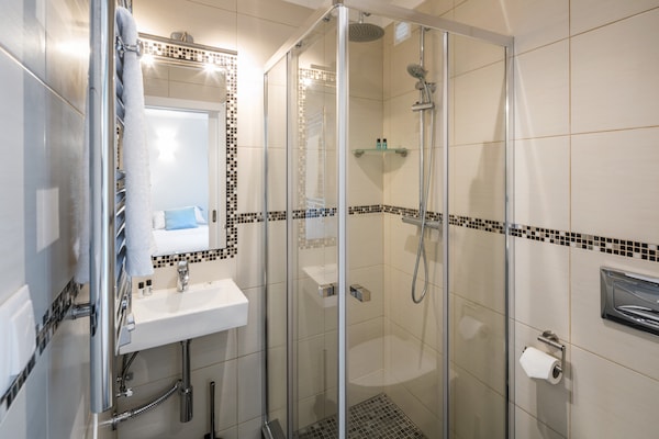 Foto van Appartement met uitzicht op het strand van Benagil - BathRoom
