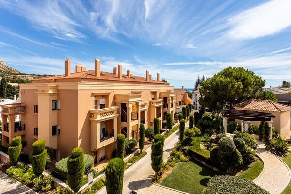 Foto van Appartement in Luz met Uitzicht & Zwembaden - Vakantiehuis in Luz - Untagged