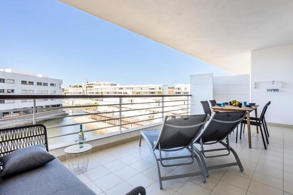 Foto van Appartement in Lagos met Uitzicht op Meer - Vakantiehuis in Lagos - Untagged