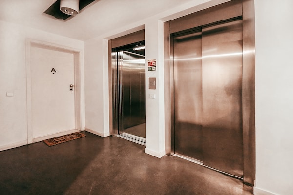 Foto van Appartement met uitzicht op de brug in Sacavem - Vakantiehuis in Sacavém - HallReception