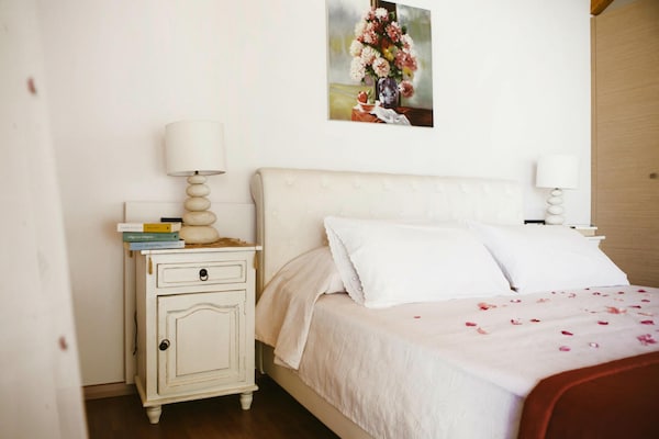 Foto van Halfvrijstaande woning met privézwembad - Vakantiehuis in Lardos - BedRoom