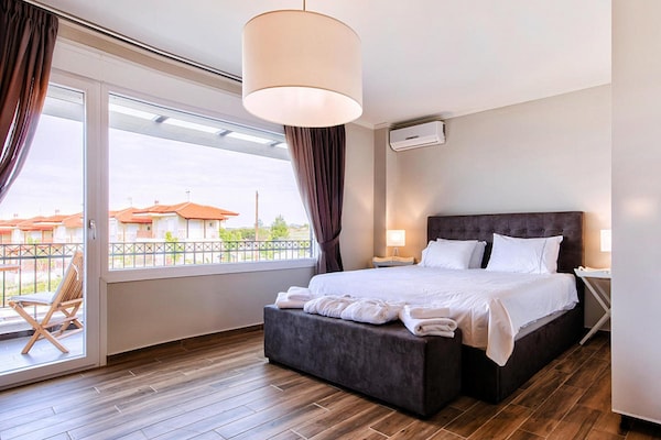 Foto van Villa aan zee met privézwembad - Vakantiehuis in Chanioti - BedRoom