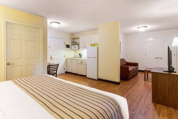 Foto van 1 tweepersoonsbed (Queensize) | Premium, Micfridge - Facilities