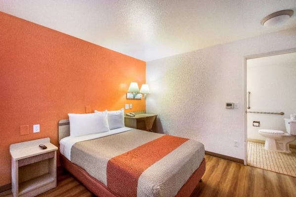 Foto van 1 tweepersoonsbed (Queensize) | Youngtown - Vakantiehuis in Youngtown - BathRoom