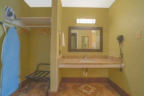 Foto van Appartement Met 2 Slaapkamers Zonder Kitchenette - Vakantiehuis in Corpus Christi TX - BathRoom