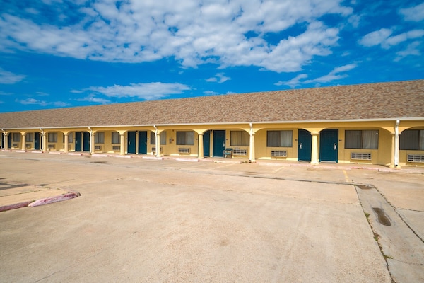 Foto van Appartement Met 2 Slaapkamers Zonder Kitchenette - Vakantiehuis in Corpus Christi TX - parking