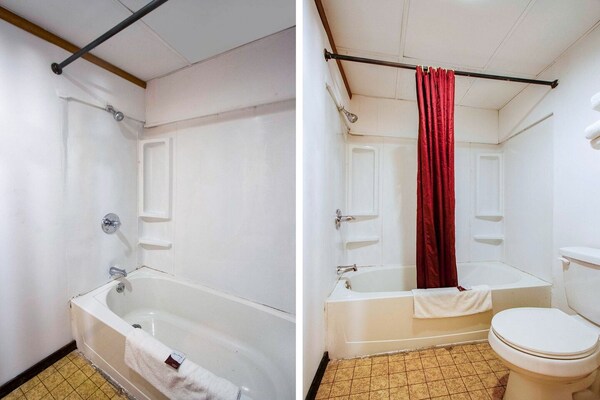 Foto van Chapmanville WV|Kingsize Bed - Vakantiehuis in Chapmanville WV - BathRoom