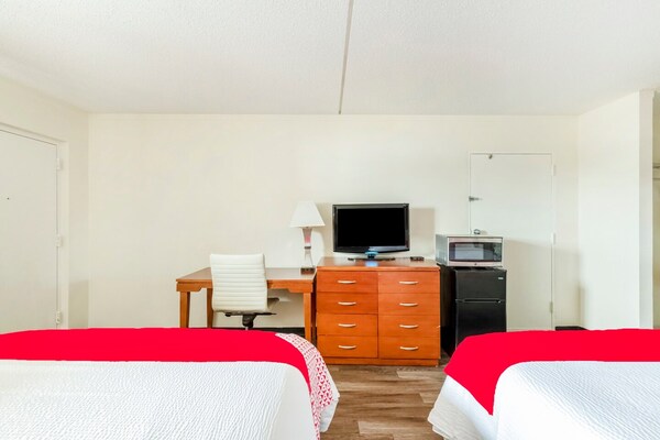 Foto van 2 kingsize bedden, rookvrij | Antonio Lackland - Vakantiehuis in San-Antonio - BedRoom