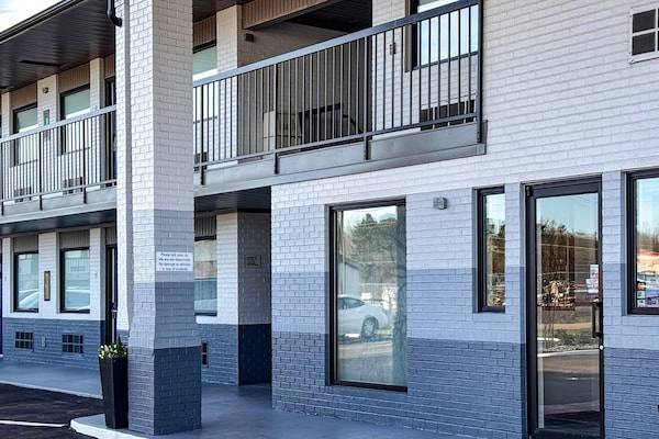 Foto van 2 queensize bedden | Nsmk | Koelkast - Vakantiehuis in Jackson - ExteriorSummer